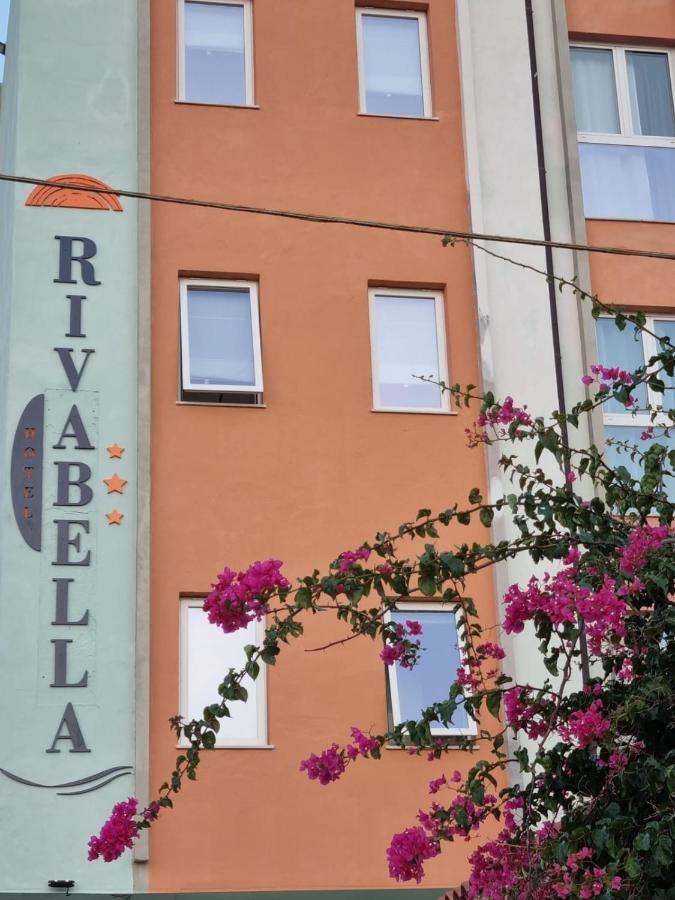 Hotel Rivabella Davoli Εξωτερικό φωτογραφία