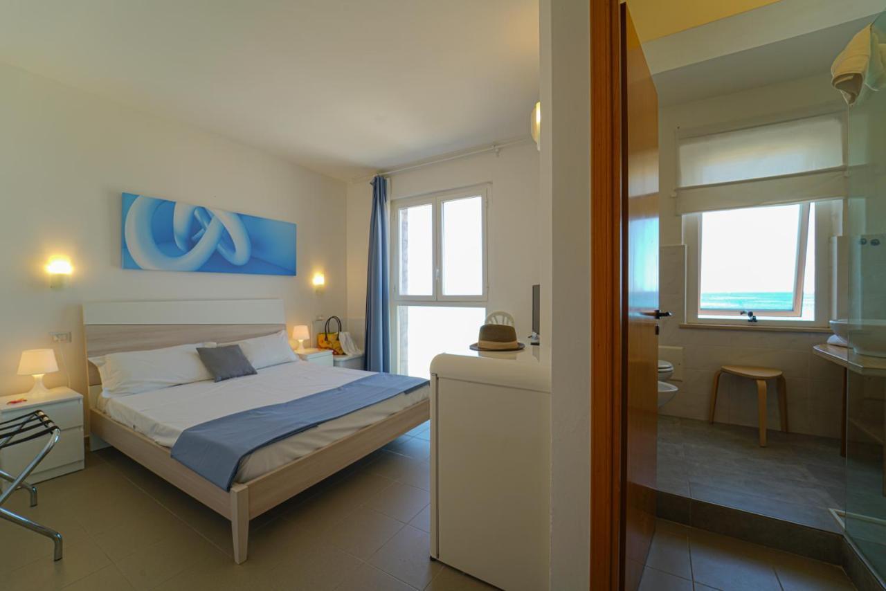 Hotel Rivabella Davoli Εξωτερικό φωτογραφία